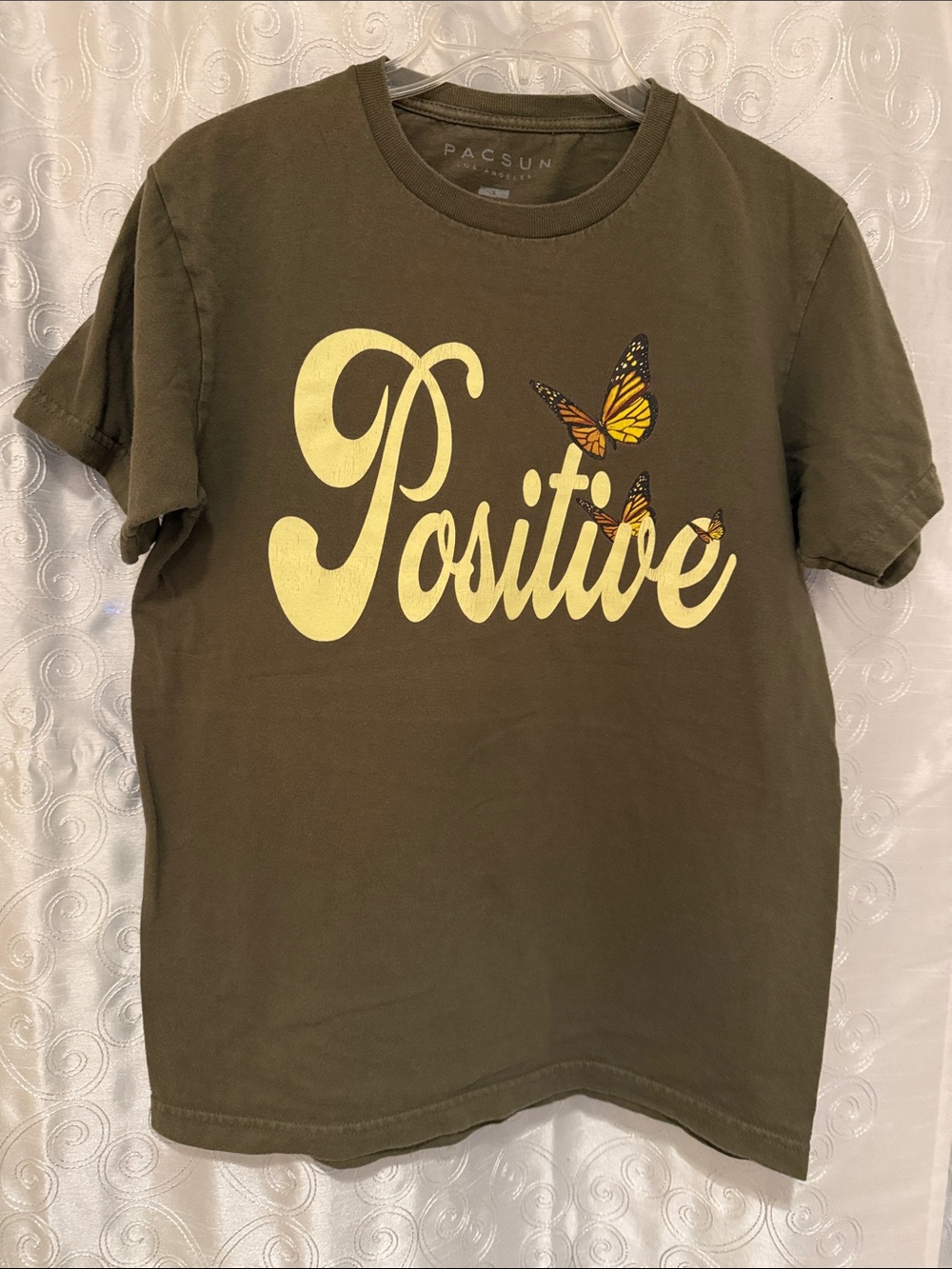 PacSun Olive Green 'Positive' Tee with Yellow Script & Butterfly Adult S 🔥 G15
